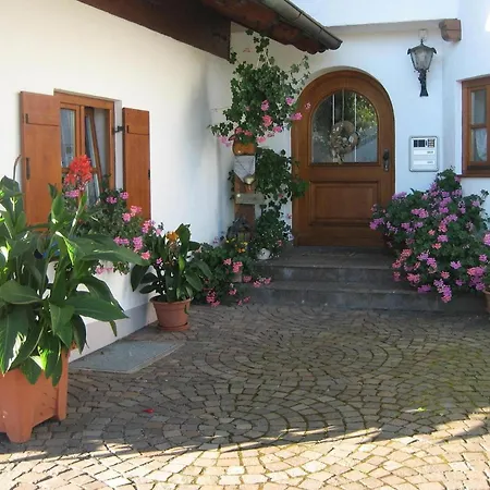 Apartment In The Allg U With View Of The Bavarian Alps Bernbeuren